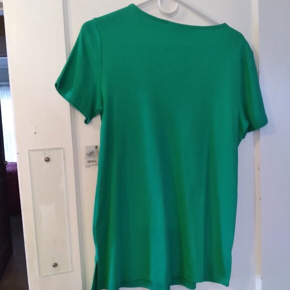 Karen Scott green Tshirt, size Small with front lacing detail - Picture 2 of 4